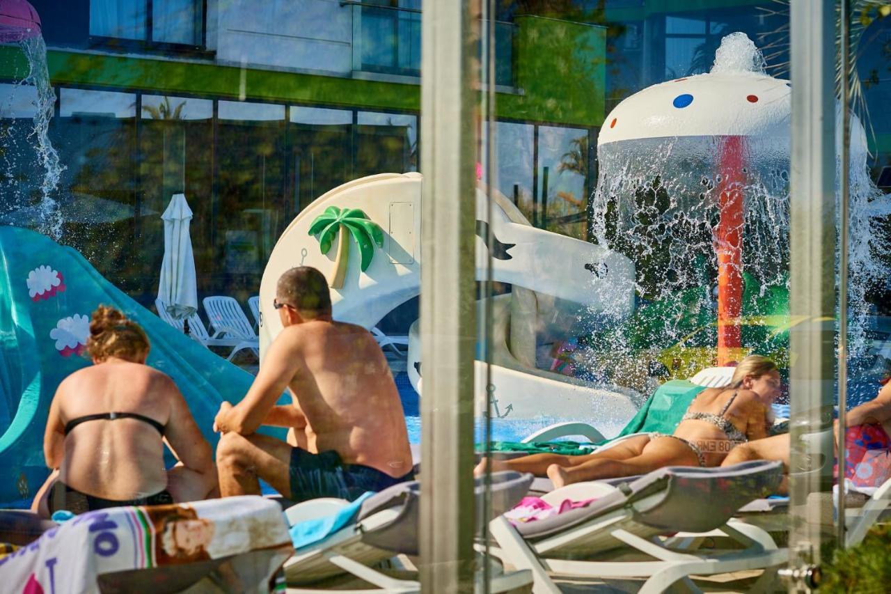 Panoramic Aparthotel Pool & Spa Mamaia Nord Năvodari Extérieur photo
